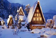 轮椅篮球赛上有趣一幕：篮球卡在篮筐上 运动员：还得看我的！中国蓝新闻.